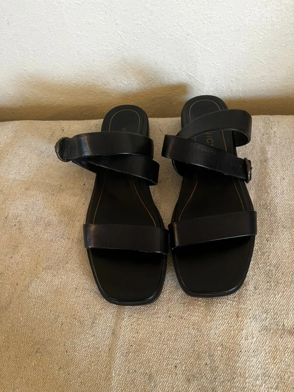 Vionic Black Leather Strappy Ankle Buckle Sandals